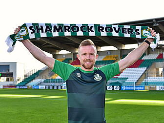 Hoare & McCann sign for Premie...
